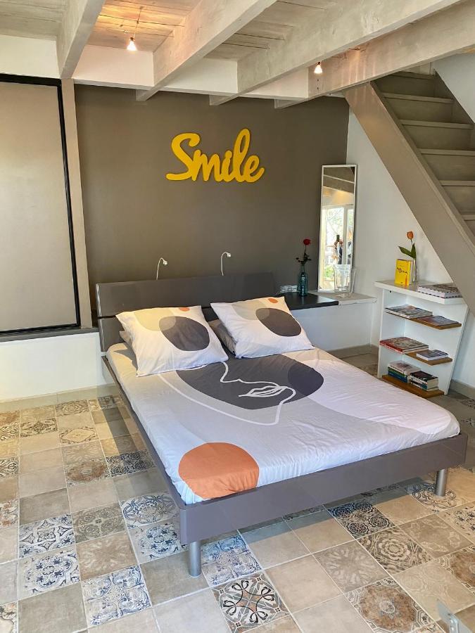 Studio Tudo Bem Villeneuve-lès-Avignon Екстериор снимка